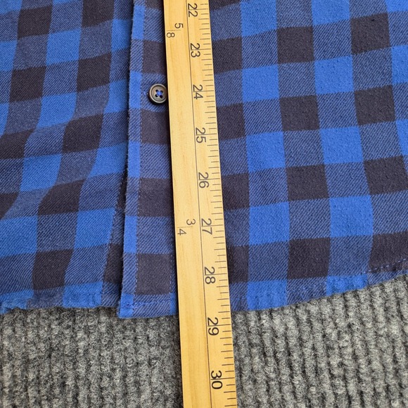 IZOD‎ Blue Plaid Long Sleeve Button Down Casual Shirt - Picture 4 of 5